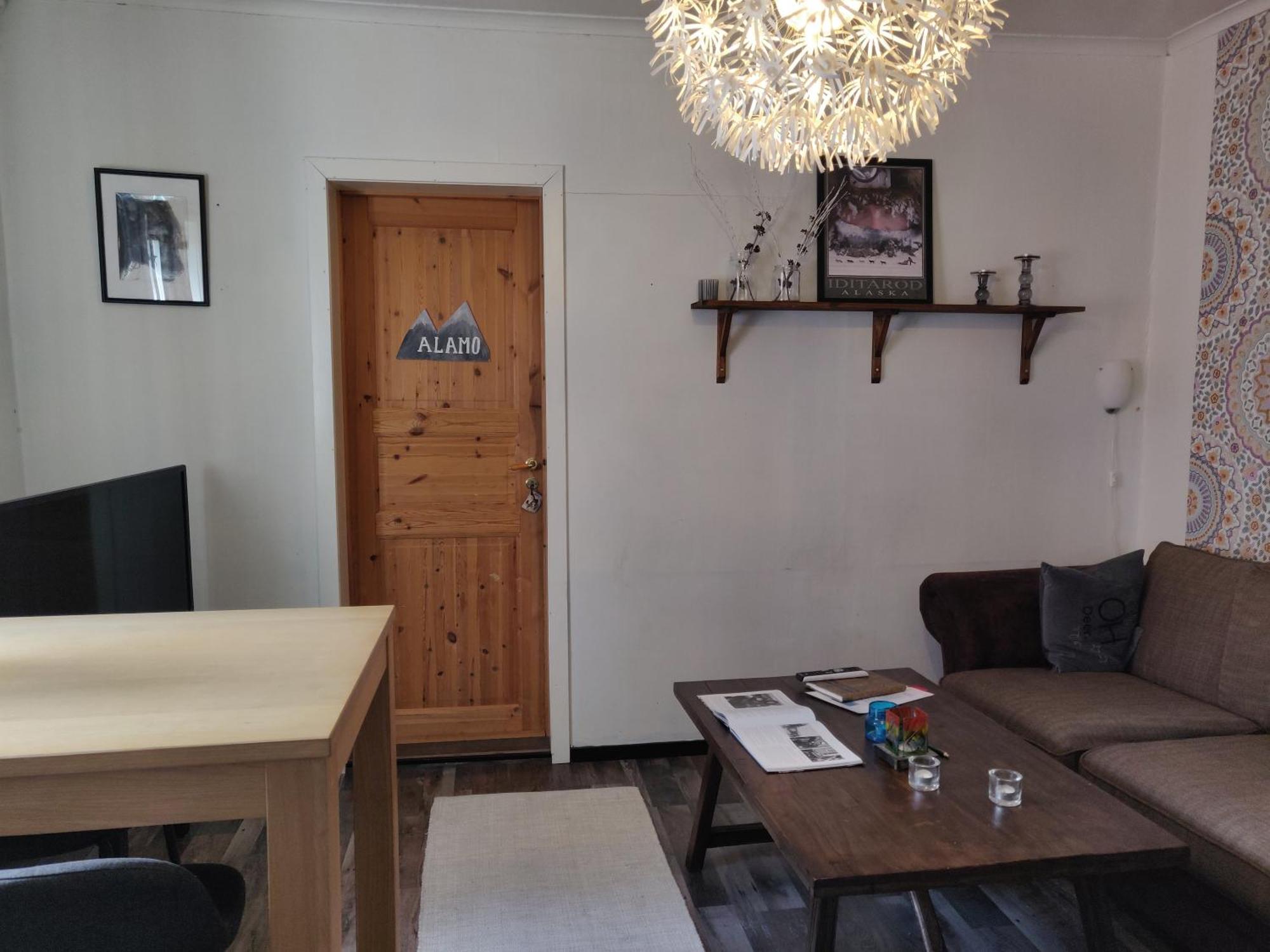 Husky Lodge Hostel Kiruna Esterno foto