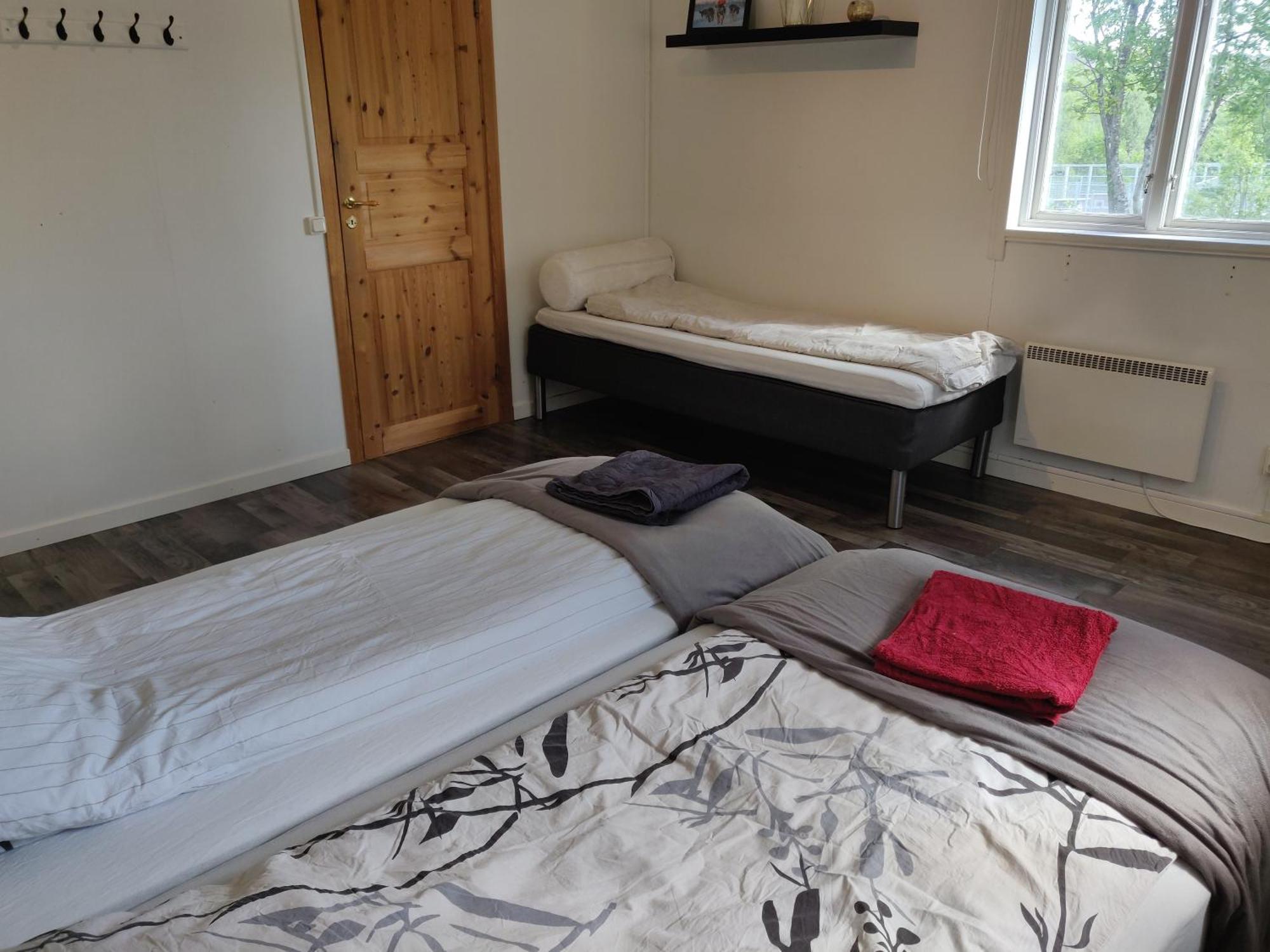 Husky Lodge Hostel Kiruna Esterno foto