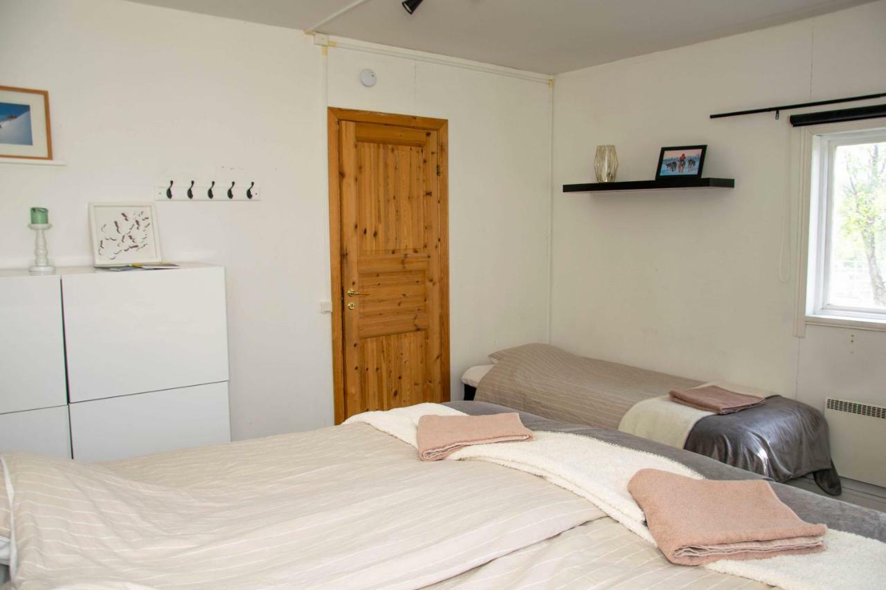 Husky Lodge Hostel Kiruna Esterno foto